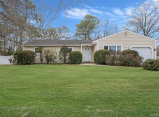 12 Stewart Circle, Centereach, NY 11720