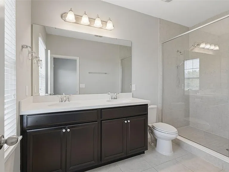 15591 Honeybell Dr — Photo 22