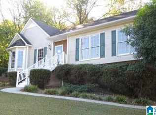 117 S Run Cir, Birmingham, AL 35244