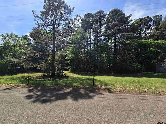 3rd image of 4520 Surratt Rd