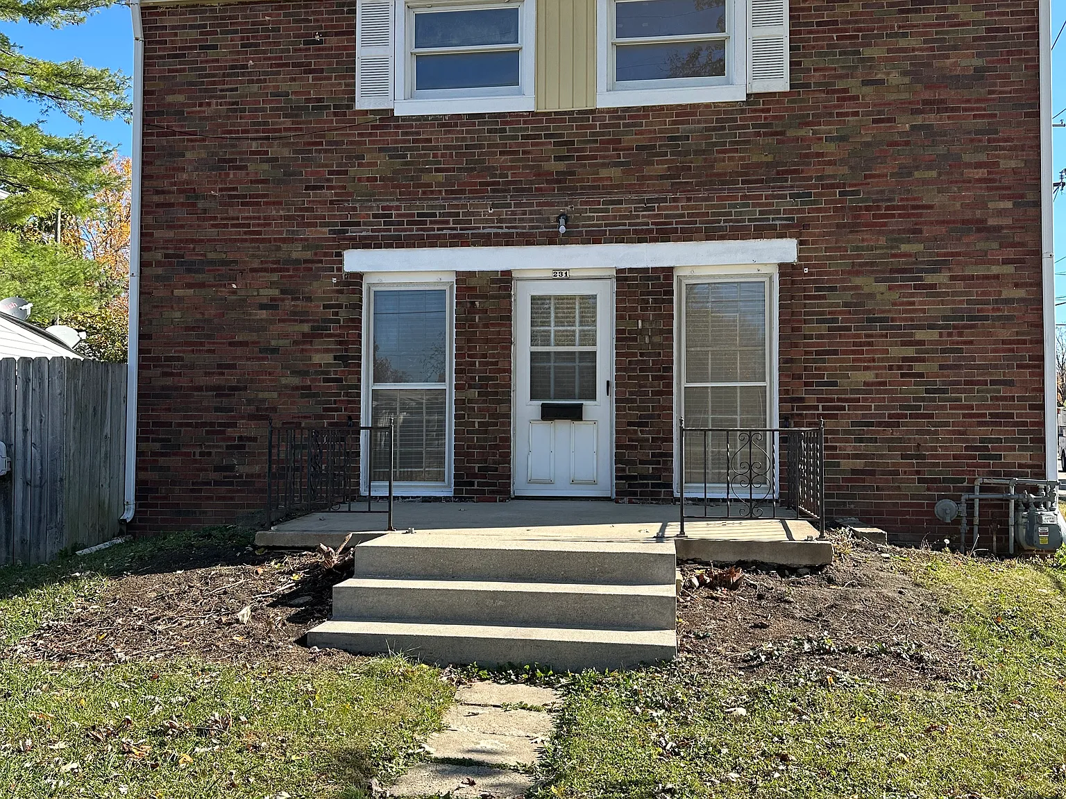 231 S Emerson Ave — Photo 1
