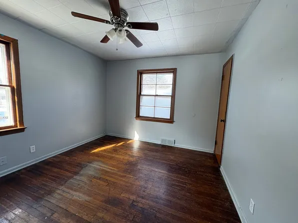 16914 Maple Heights Blvd, Maple Heights, OH 44137