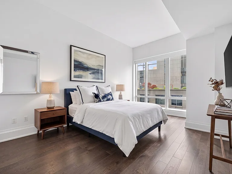 50 Riverside Blvd #8J — Photo 6