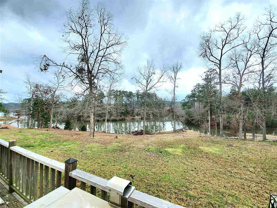 1st image of 330 Eagle Ln