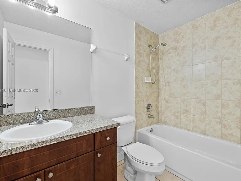 2421 W 78th St #104 — Photo 19