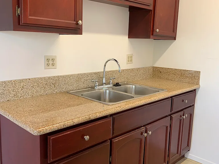 456 E Hullett St #4 — Photo 10