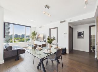 68 Smithe St #808, Vancouver, BC V6B 0P4