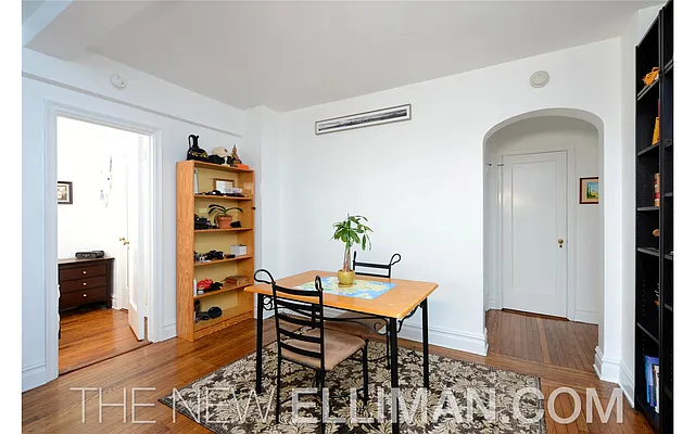 Sold by Douglas Elliman | media 10