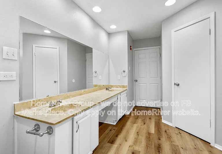 6827 Country Hvn — Photo 11