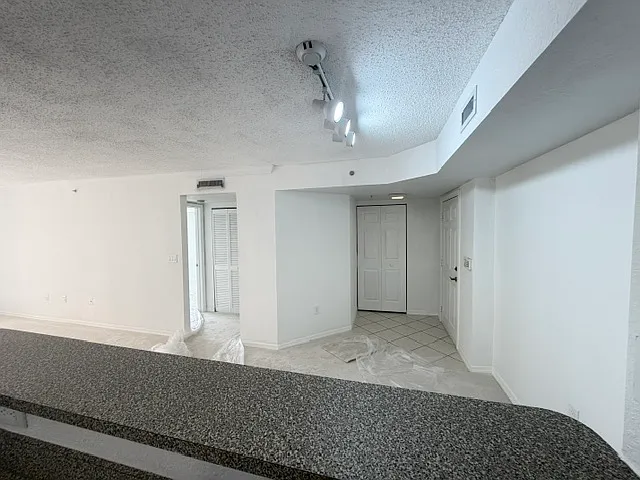 1801 N Flagler Dr #99 — Photo 16