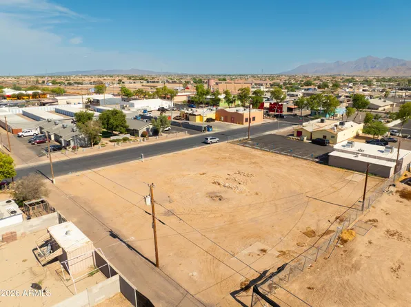 - N 6th Street #12, Avondale, AZ 85323
