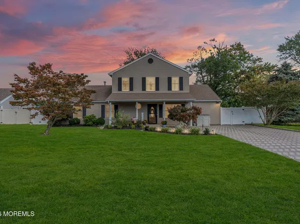 1047 Kilkormic Street, Toms River, NJ 08753