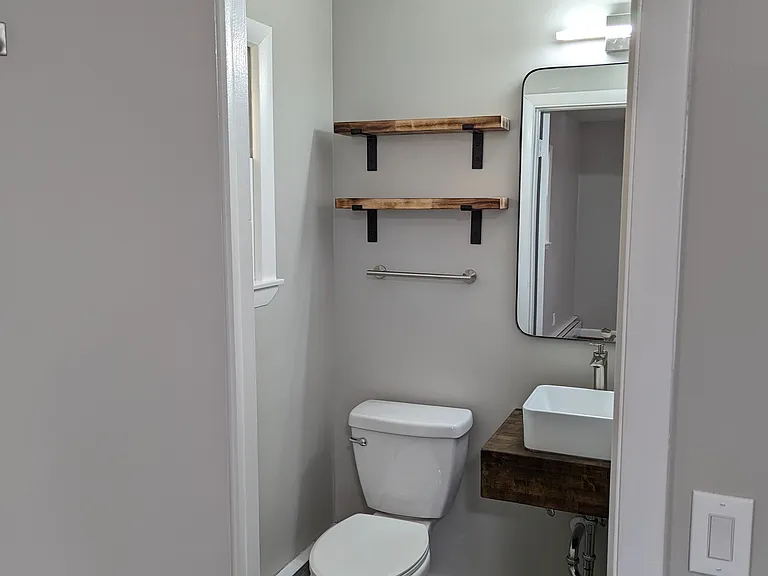 94 Bronson Rd — Photo 20