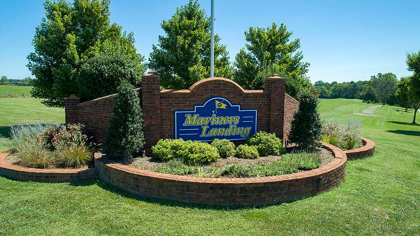 1st image of 211 Retreat Ln