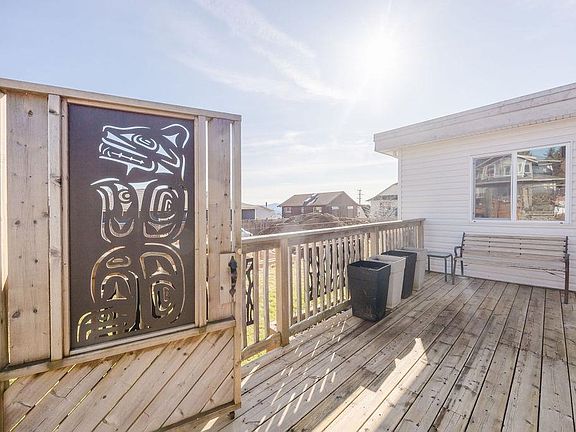 3rd image of 753 Steinbrunner Rd