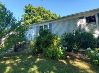 6 Russell Ln, Smithfield, RI 02917