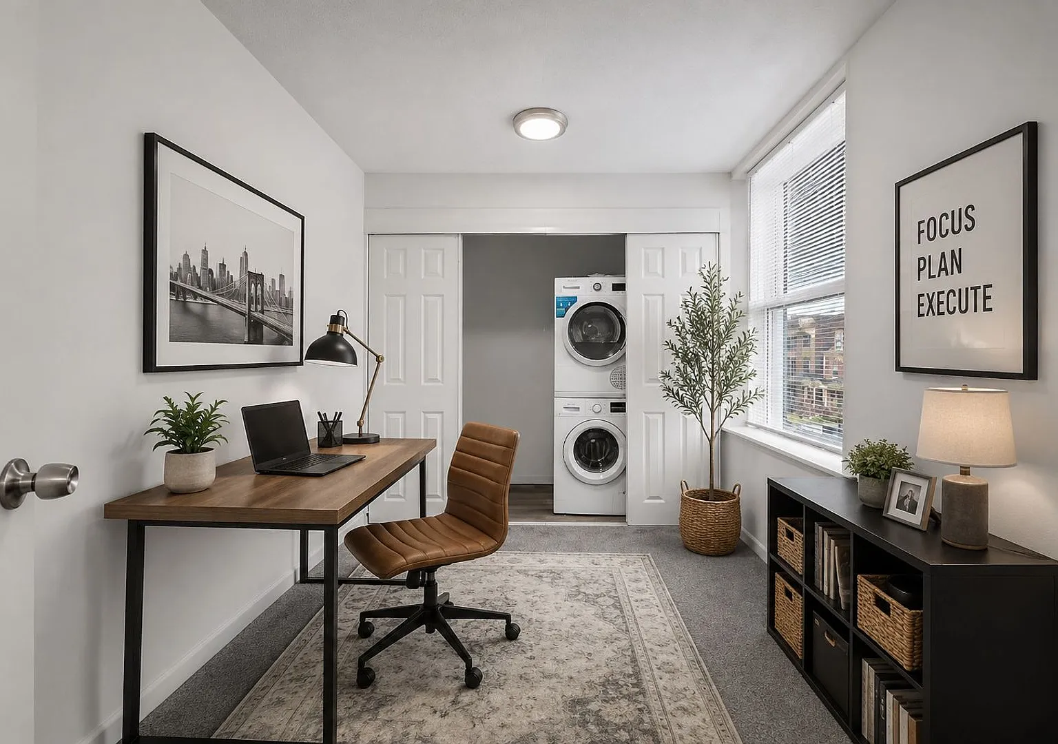 612 N Saint Clair Street — Photo 3
