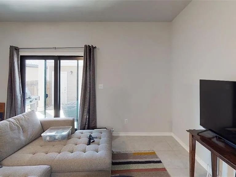 1720 Yaupon Grove Ln — Photo 35