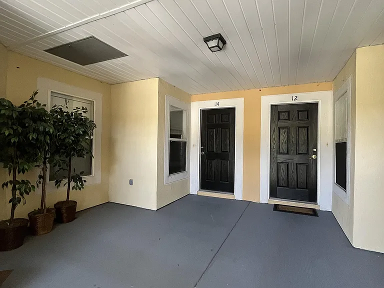 3670 Kirkpatrick Cir #14 — Photo 2
