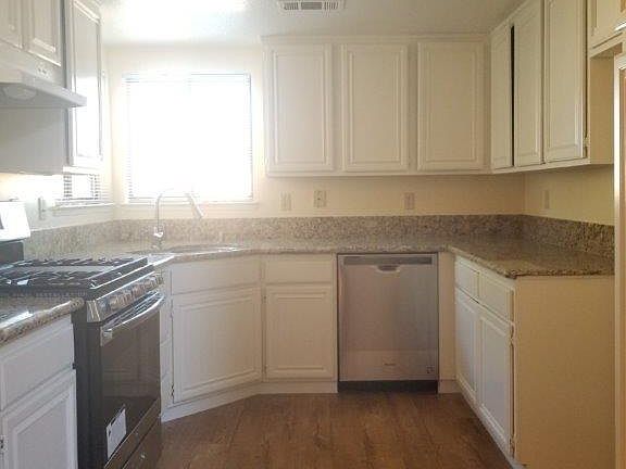 4th image of 7115 Rhone Dr