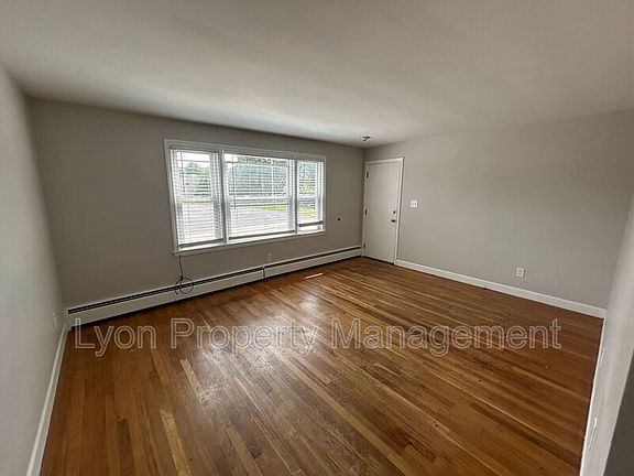 5th image of 1 Carter Ave #2