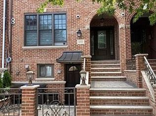 2163 41st St #1, Astoria, NY 11105
