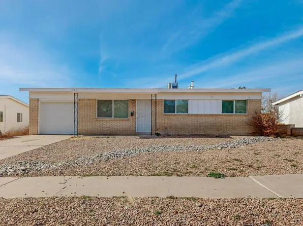 717 Grace St NE, Albuquerque, NM 87123