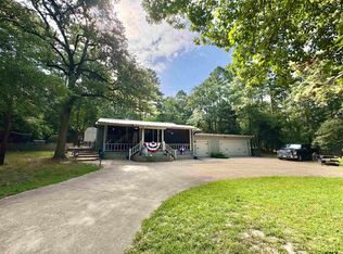 560 Clear Water Trl, Holly Lake Ranch, TX 75765