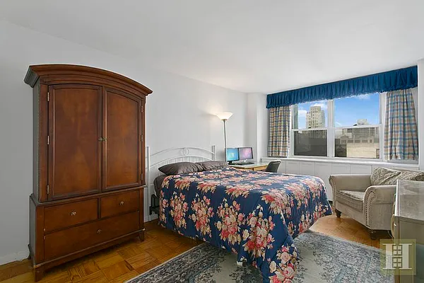 Sold by Halstead Real Estate | media 12