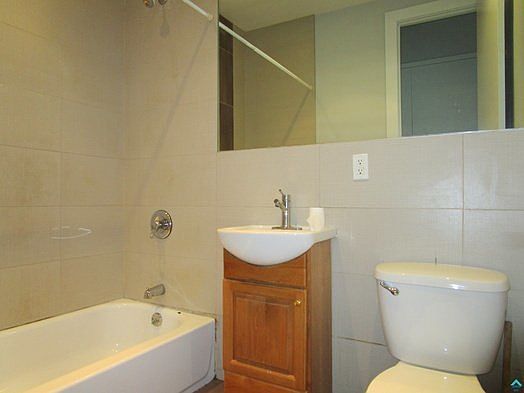 2nd image of 198 Scholes St APT 02R