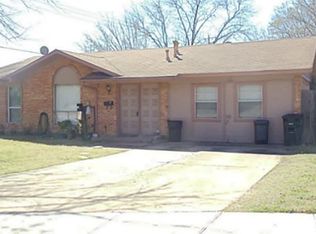 102 Ridgeway Cir, Lewisville, TX 75067