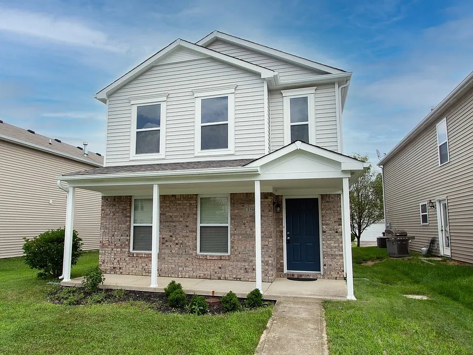 15466 Gallow Ln