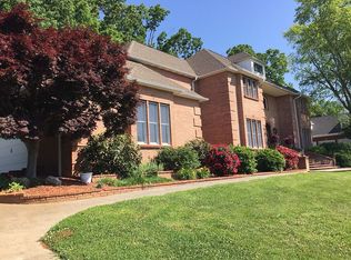 2824 Kensington St, Athens, TN 37303