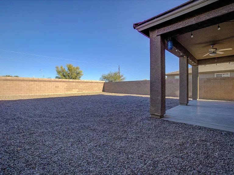 8011 S Dolphin Way — Photo 32