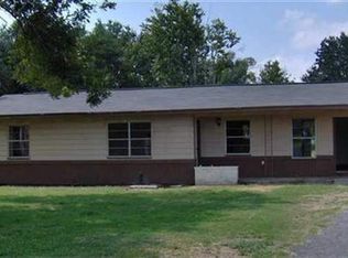 1504 Campbell Rd, Winnie, TX 77665