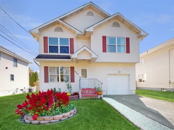 326 Angle Ave, Manville Boro, NJ 08835