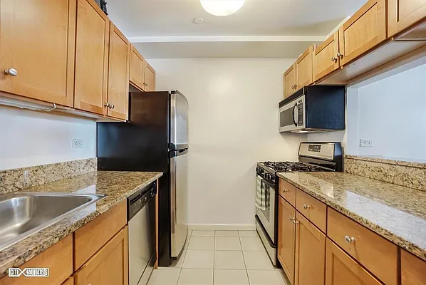 Rented by Citi Habitats | media 7