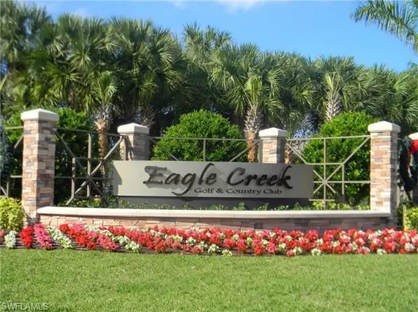 152 Cypress View Dr, Naples, FL 34113