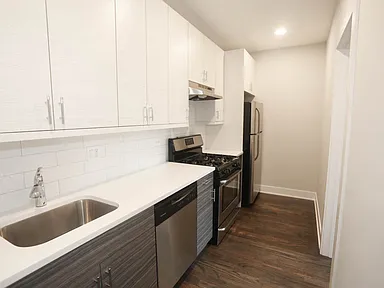 3915 N. Janssen - Modern 2 Bed