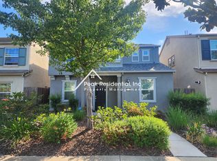 8207 Winterhead Ln, Sacramento, CA 95823