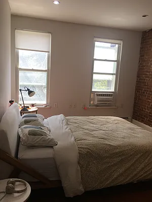 Rented by R New York | media 65