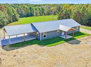 2350 W Williams Rd, Sturgeon, MO 65284