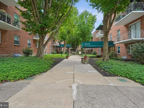 1600 Church Rd APT C300, Wyncote, PA 19095