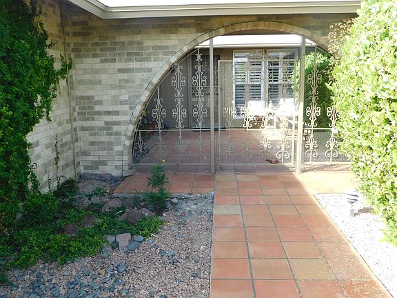 4th image of 17630 N Country Club Dr
