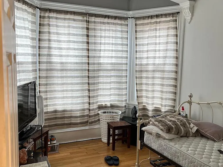 2026 E Allegheny Ave #2R — Photo 3
