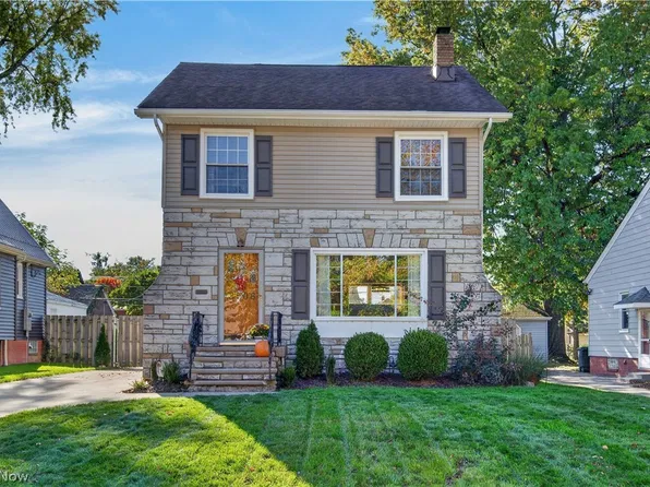 3508 W 152nd St, Cleveland, OH 44111