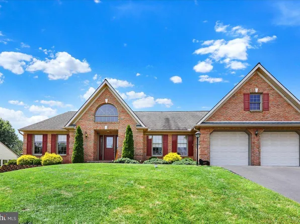 1277 Harvest Dr, Denver, PA 17517