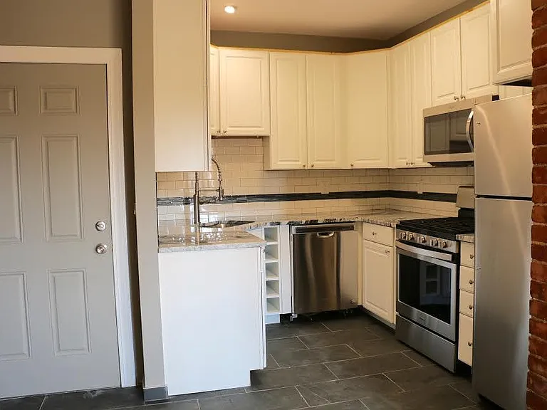 173 Summer St #5 — Photo 4