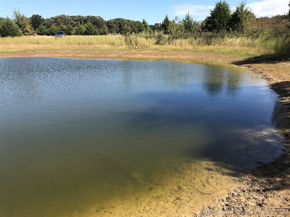 2nd image of 2507 Meridian Rd