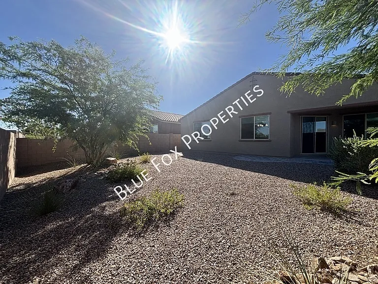 5536 Lazy Farm Dr — Photo 24